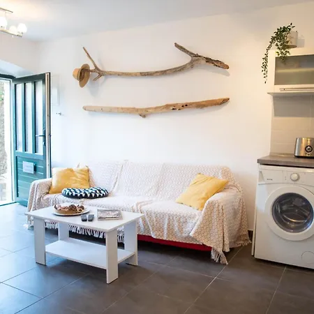Picturesque Stonehouse In A Knockout Location Vrboska